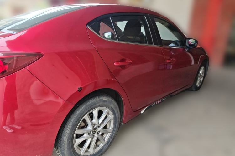 Used Mazda 3 Axela 2014 Sedan 1.5L Automatic Comfort Model Rear Right 45 Deg