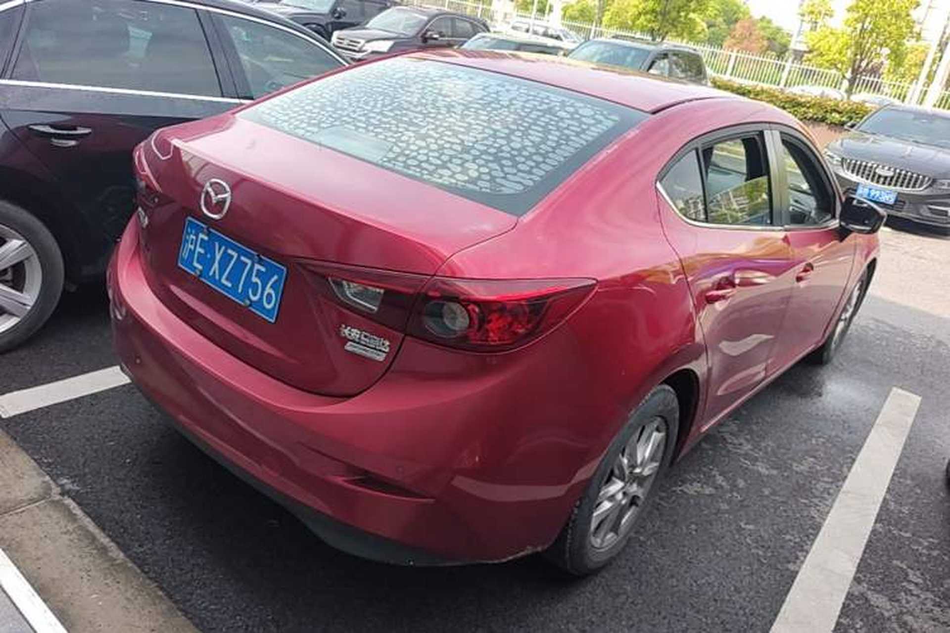 Used Mazda 3 Axela 2014 Sedan 1.5L Automatic Luxury Model Rear Right 45 Deg