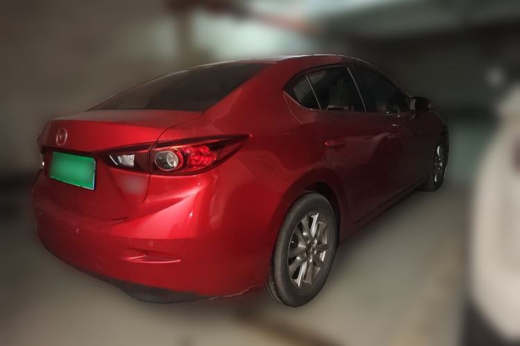 Used Mazda 3 Axela 2014 Sedan 1.5L Automatic Comfort Model Rear Right 45 Deg