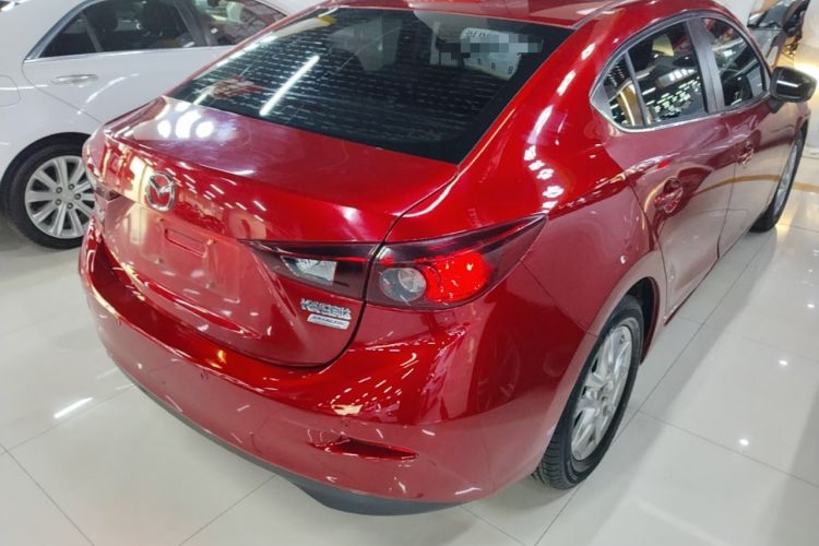 Used Mazda 3 Axela 2014 Sedan 1.5L Automatic Comfort Model Rear Right 45 Deg