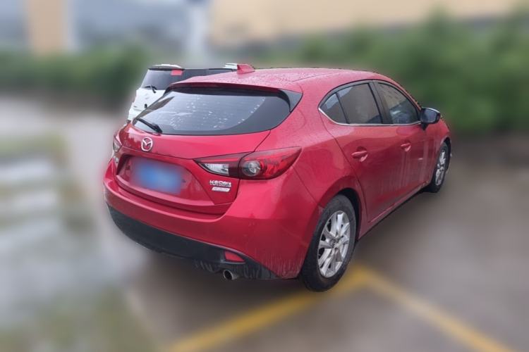 Used Mazda 3 Axela 2014 Hatchback 1.5L Automatic Luxury Model Rear Right 45 Deg