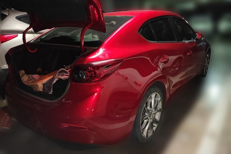 Used Mazda 3 Axela 2014 Sedan 2.0L Automatic Flagship Model Rear Right 45 Deg
