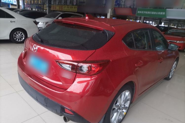 Used Mazda 3 Axela 2014 Hatchback 2.0L Automatic Flagship Model Rear Right 45 Deg