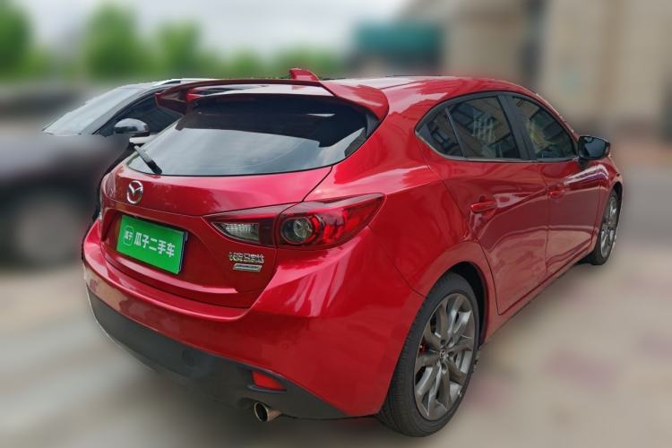 Used Mazda 3 Axela 2014 Hatchback 2.0L Automatic Sport Model Rear Right 45 Deg