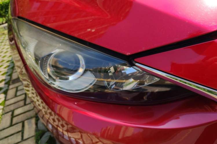 Used Mazda 3 Axela 2014 Sedan 1.5L Automatic Comfort Model Right Front Headlight
