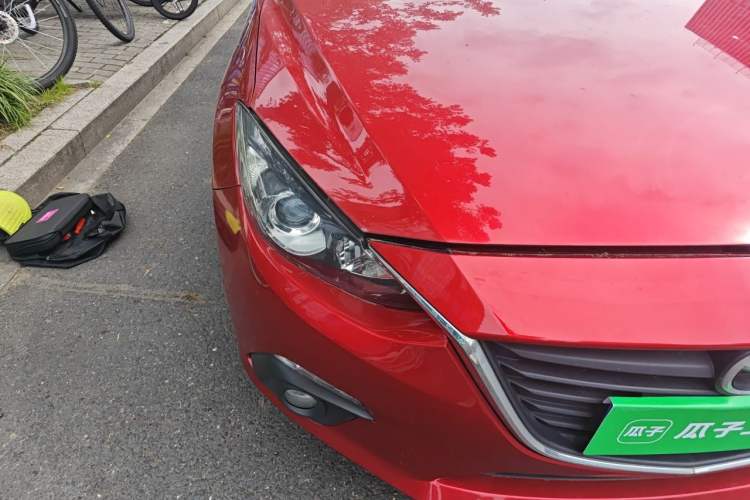 Used Mazda 3 Axela 2014 Sedan 1.5L Automatic Luxury Model Right Front Headlight
