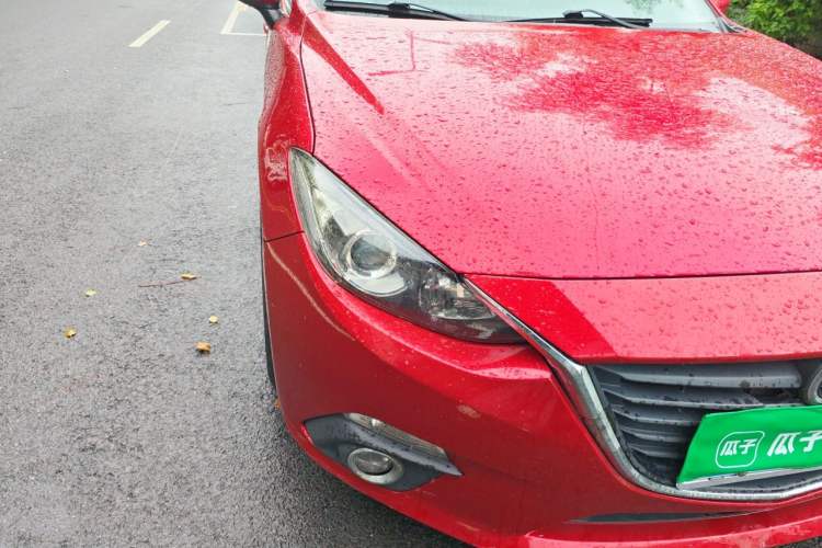 Used Mazda 3 Axela 2014 Sedan 1.5L Manual Comfort Model Right Front Headlight