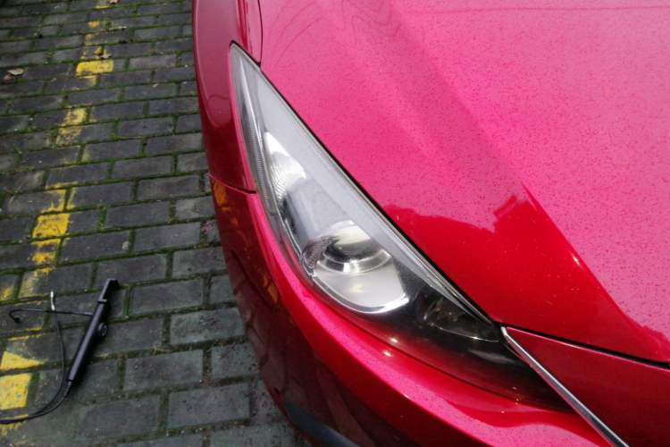 Used Mazda 3 Axela 2014 Sedan 1.5L Automatic Luxury Model Right Front Headlight