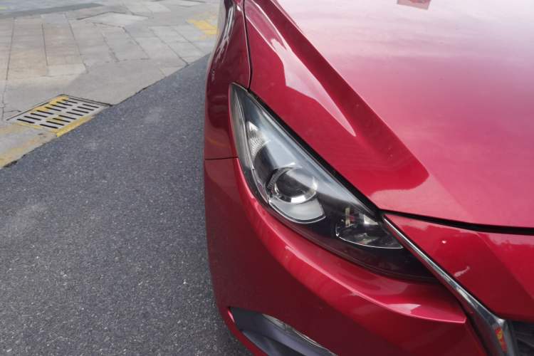 Used Mazda 3 Axela 2014 Sedan 1.5L Automatic Comfort Model Right Front Headlight