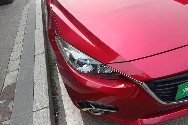 Used Mazda 3 Axela 2014 Sedan 1.5L Automatic Luxury Model Right Front Headlight