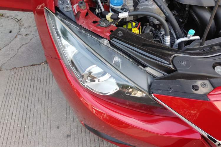 Used Mazda 3 Axela 2014 Sedan 1.5L Automatic Comfort Model Right Front Headlight
