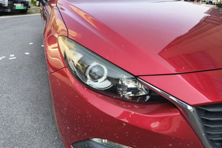 Used Mazda 3 Axela 2014 Sedan 1.5L Automatic Comfort Model Right Front Headlight