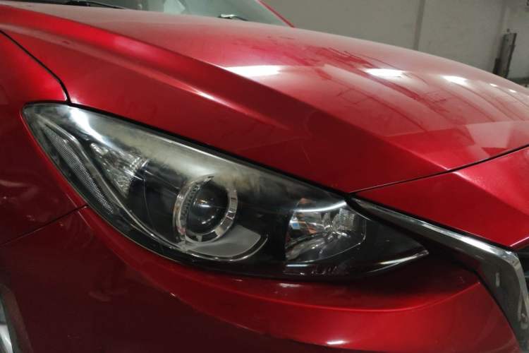 Used Mazda 3 Axela 2014 Sedan 1.5L Manual Comfort Model Right Front Headlight