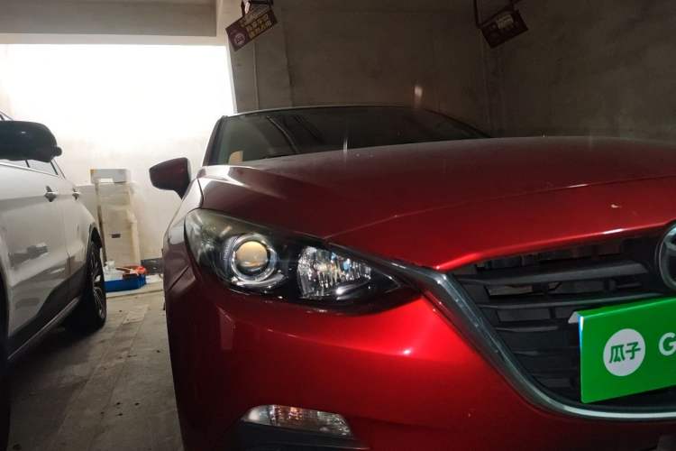 Used Mazda 3 Axela 2014 Sedan 1.5L Automatic Comfort Model Right Front Headlight