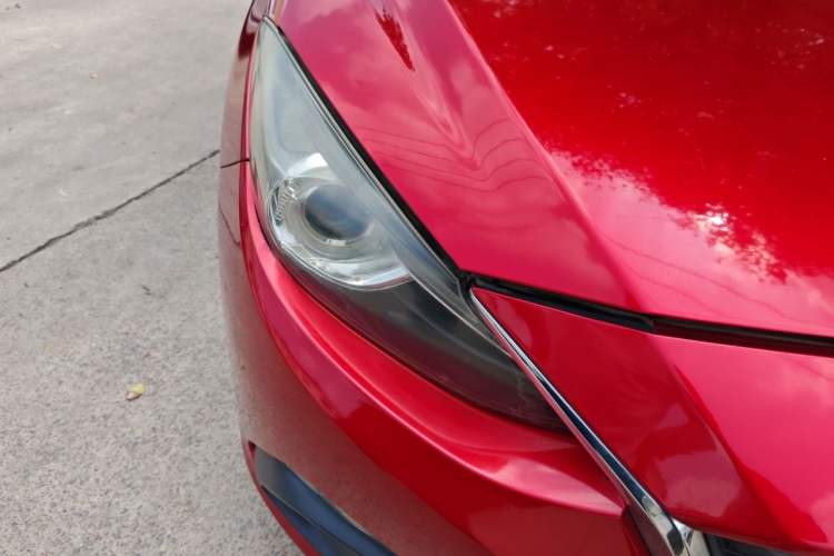 Used Mazda 3 Axela 2014 Sedan 1.5L Automatic Comfort Model Right Front Headlight