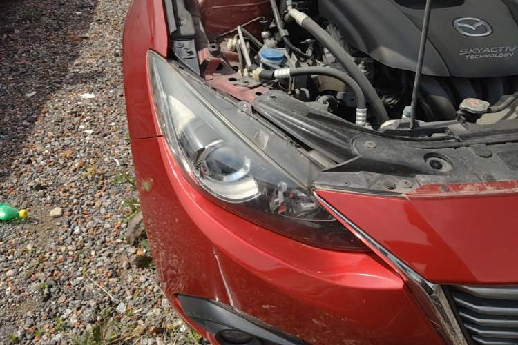Used Mazda 3 Axela 2014 Sedan 1.5L Automatic Luxury Model Right Front Headlight
