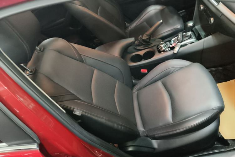Used Mazda 3 Axela 2014 Hatchback 2.0L Automatic Sport Model Right Front Seat