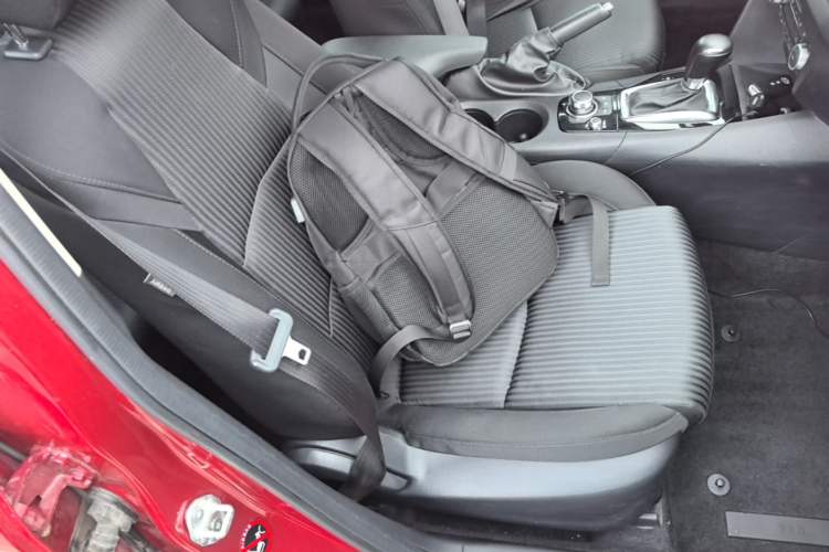 Used Mazda 3 Axela 2014 Hatchback 1.5L Automatic Luxury Model Right Front Seat