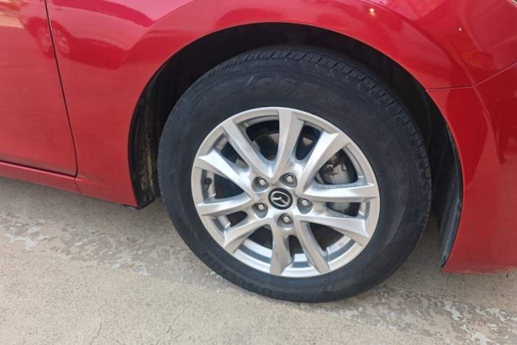 Used Mazda 3 Axela 2014 Sedan 1.5L Automatic Luxury Model Right Front Wheel Hub