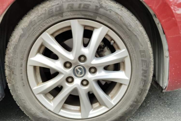 Used Mazda 3 Axela 2014 Sedan 1.5L Automatic Luxury Model Right Front Wheel Hub