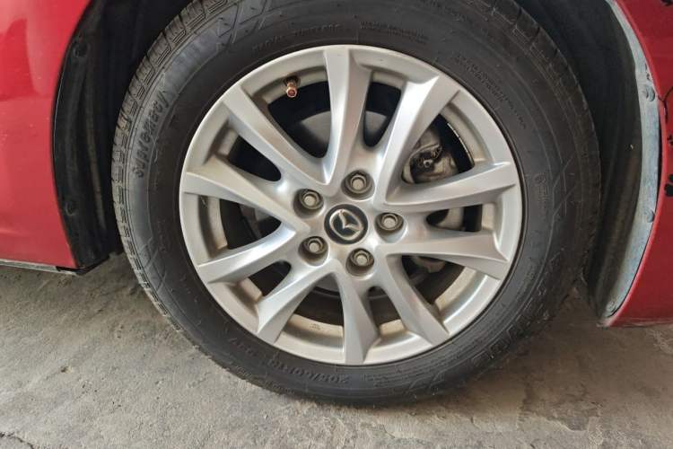 Used Mazda 3 Axela 2014 Sedan 1.5L Automatic Comfort Model Right Front Wheel Hub