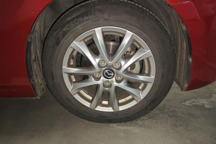 Used Mazda 3 Axela 2014 Sedan 1.5L Automatic Luxury Model Right Front Wheel Hub