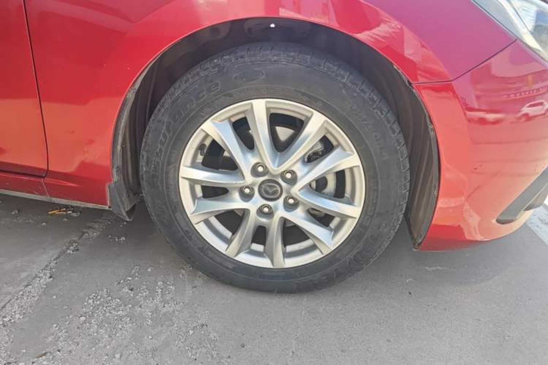 Used Mazda 3 Axela 2014 Sedan 1.5L Automatic Luxury Model Right Front Wheel Hub
