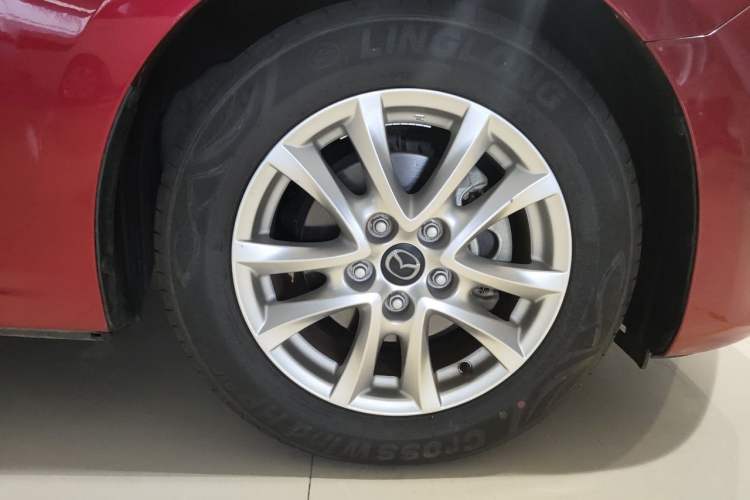 Used Mazda 3 Axela 2014 Sedan 1.5L Automatic Luxury Model Right Front Wheel Hub