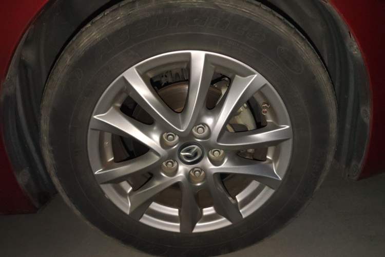 Used Mazda 3 Axela 2014 Sedan 1.5L Automatic Comfort Model Right Front Wheel Hub