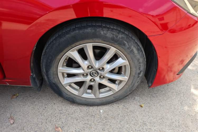 Used Mazda 3 Axela 2014 Sedan 1.5L Automatic Comfort Model Right Front Wheel Hub