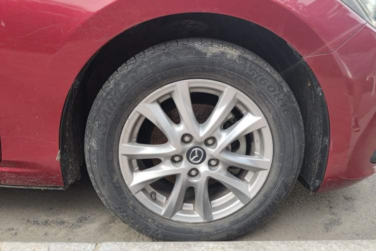 Used Mazda 3 Axela 2014 Sedan 1.5L Automatic Comfort Model Right Front Wheel Hub