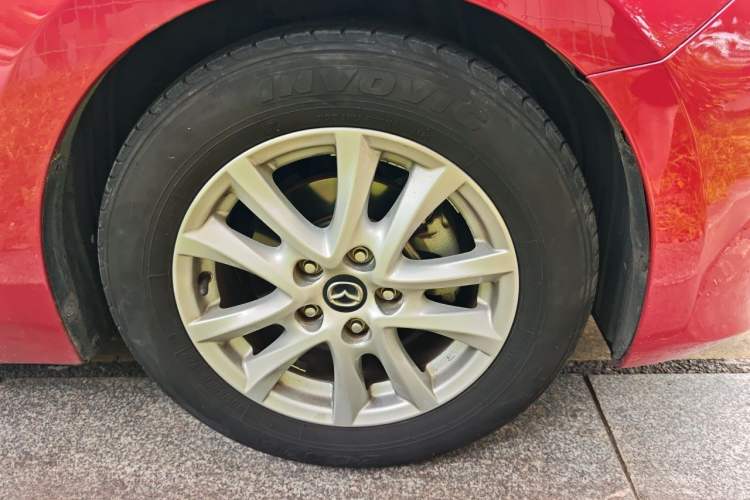 Used Mazda 3 Axela 2014 Sedan 1.5L Automatic Luxury Model Right Front Wheel Hub