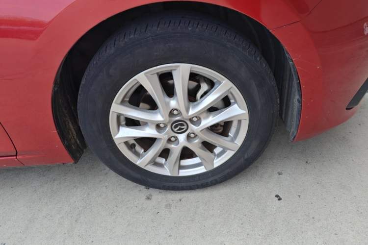 Used Mazda 3 Axela 2014 Sedan 1.5L Automatic Luxury Model Right Front Wheel Hub