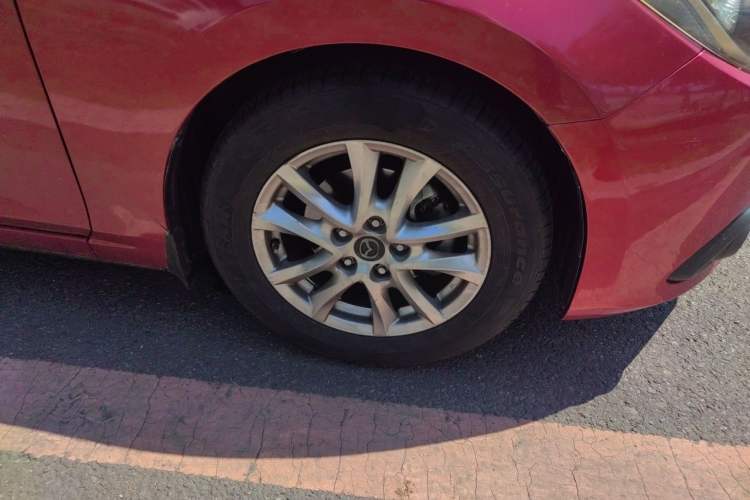 Used Mazda 3 Axela 2014 Sedan 1.5L Automatic Luxury Model Right Front Wheel Hub