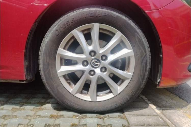 Used Mazda 3 Axela 2014 Sedan 1.5L Automatic Comfort Model Right Front Wheel Hub