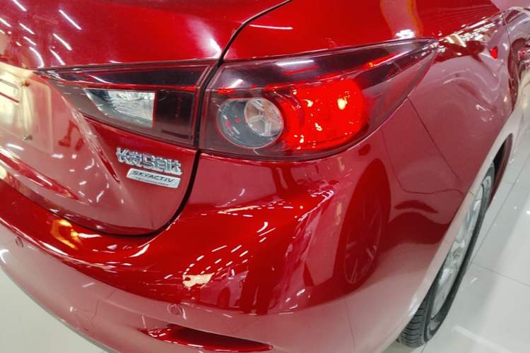 Used Mazda 3 Axela 2014 Sedan 1.5L Automatic Comfort Model Right Rear Taillight