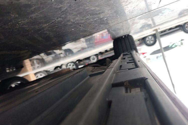 Used Mazda 3 Axela 2014 Sedan 2.0L Automatic Sport Model Right Side Sill