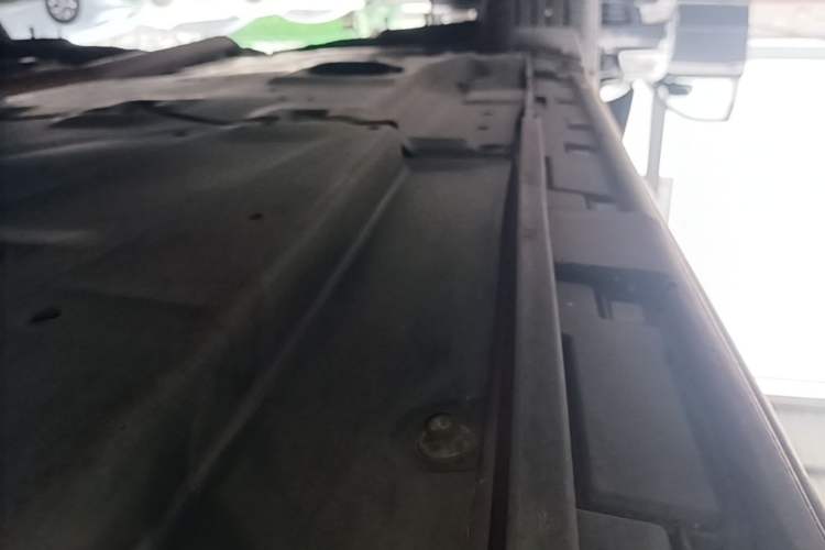Used Mazda 3 Axela 2014 Sedan 1.5L Automatic Luxury Model Right Side Sill