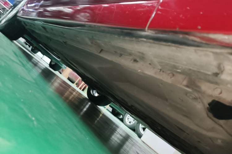 Used Mazda 3 Axela 2014 Hatchback 2.0L Automatic Sport Model Right Side Sill