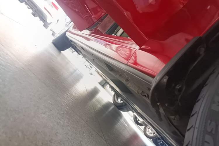 Used Mazda 3 Axela 2014 Sedan 2.0L Automatic Sport Model Right Side Sill