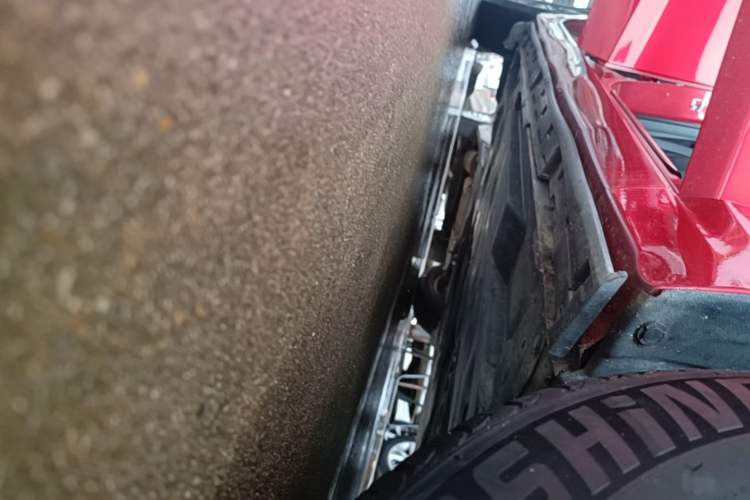 Used Mazda 3 Axela 2014 Sedan 1.5L Automatic Comfort Model Right Side Sill