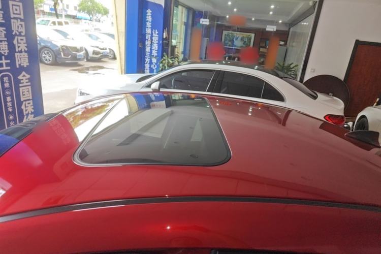 Used Mazda 3 Axela 2014 Sedan 1.5L Automatic Luxury Model Roof