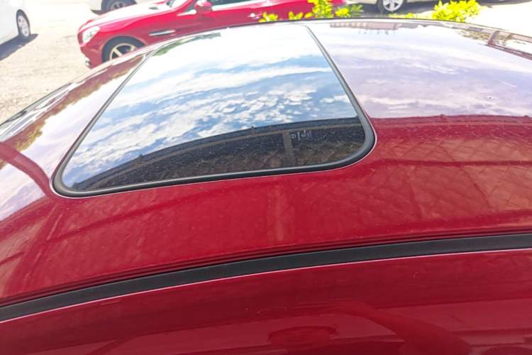 Used Mazda 3 Axela 2014 Sedan 2.0L Automatic Sport Model Roof