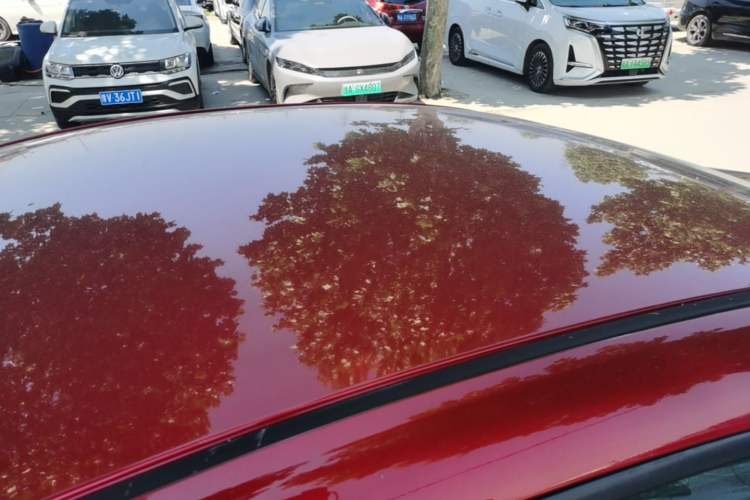 Used Mazda 3 Axela 2014 Sedan 1.5L Manual Comfort Model Roof