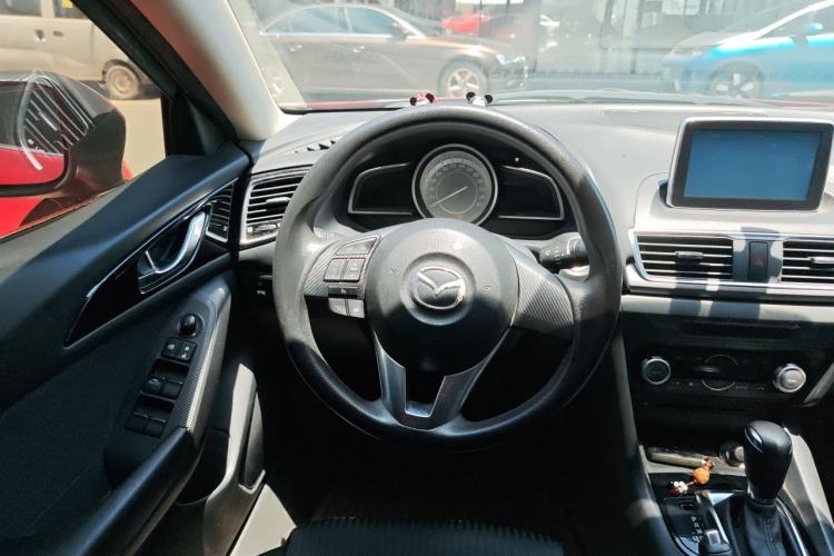 Used Mazda 3 Axela 2014 Sedan 1.5L Automatic Luxury Model Steering Wheel