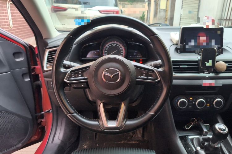 Used Mazda 3 Axela 2014 Hatchback 1.5L Manual Comfort Model Steering Wheel