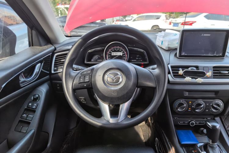 Used Mazda 3 Axela 2014 Sedan 1.5L Automatic Comfort Model Steering Wheel