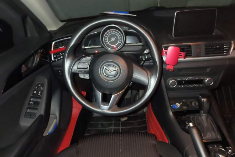 Used Mazda 3 Axela 2014 Hatchback 1.5L Automatic Luxury Model Steering Wheel