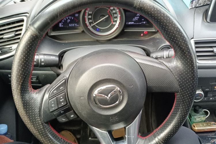 Used Mazda 3 Axela 2014 Sedan 1.5L Automatic Luxury Model Steering Wheel