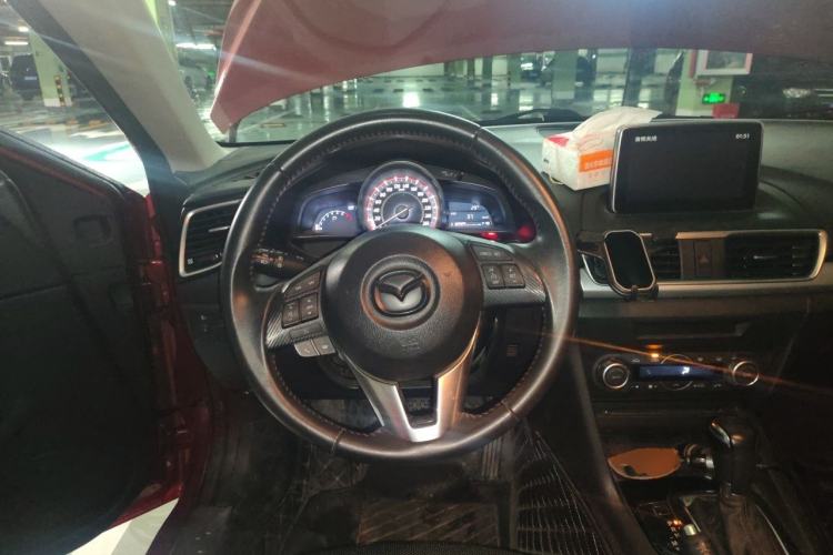 Used Mazda 3 Axela 2014 Sedan 2.0L Automatic Sport Model Steering Wheel